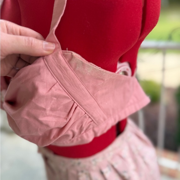 Handmade 1950s style playsuit pink and coral floral - Picture 4 of 12